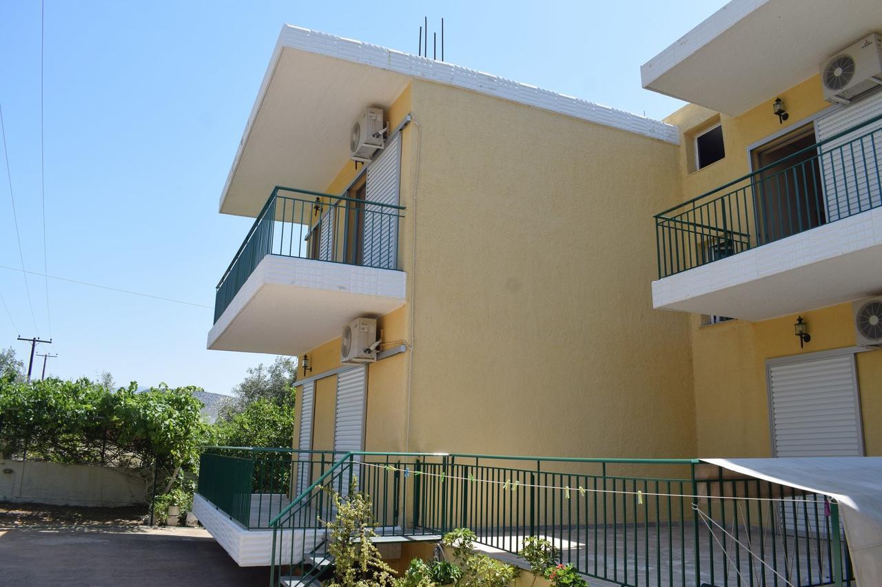 Apartments Rania Толо Екстер'єр фото